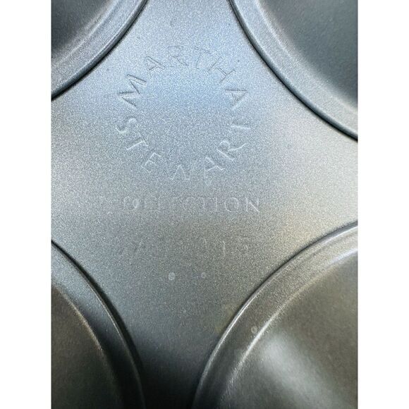 Martha Stewart Collection 24 Cupcake Carrier Holder Caddy with Baking Pan - Picture 4 of 7